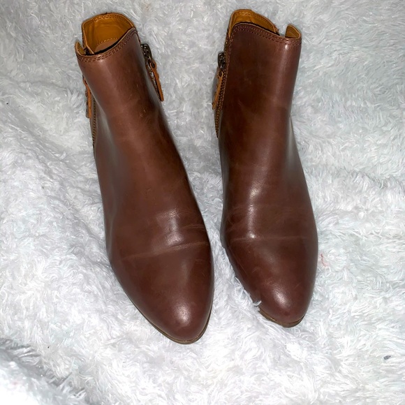 Frye Judith dark brown leather booties 9&9.5 NWOB - Picture 2 of 5